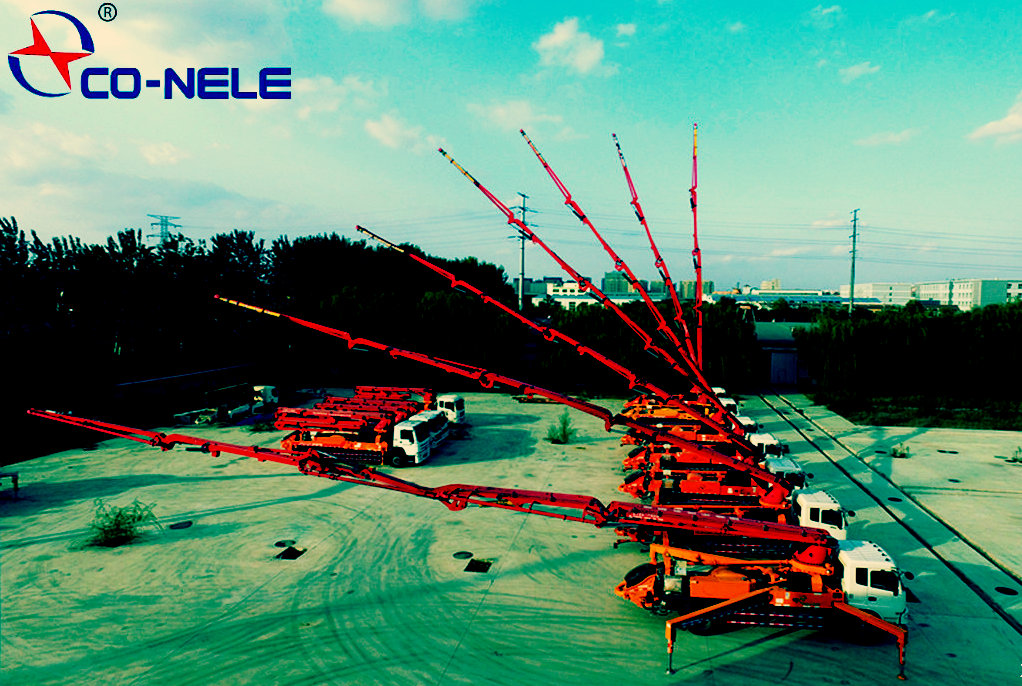 小型混凝土泵車，科尼樂天泵