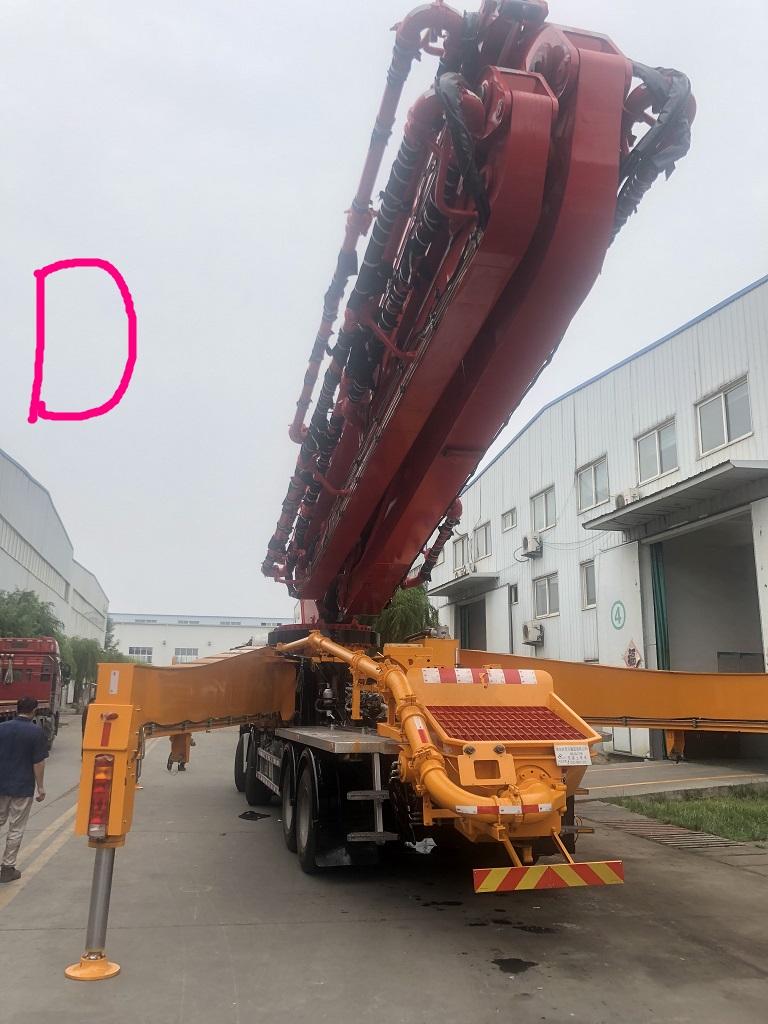 青島小型混凝土泵車價(jià)格 (4)