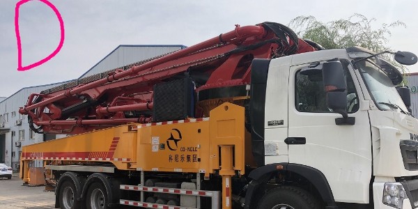 如何更省錢的買到小型混凝土泵車呢？